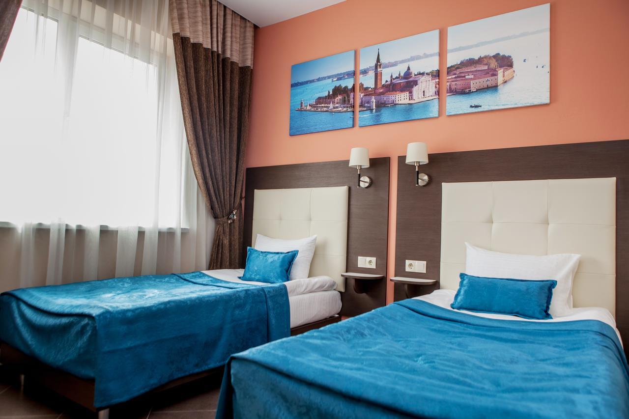 Chisto Hotel جومل الغرفة الصورة