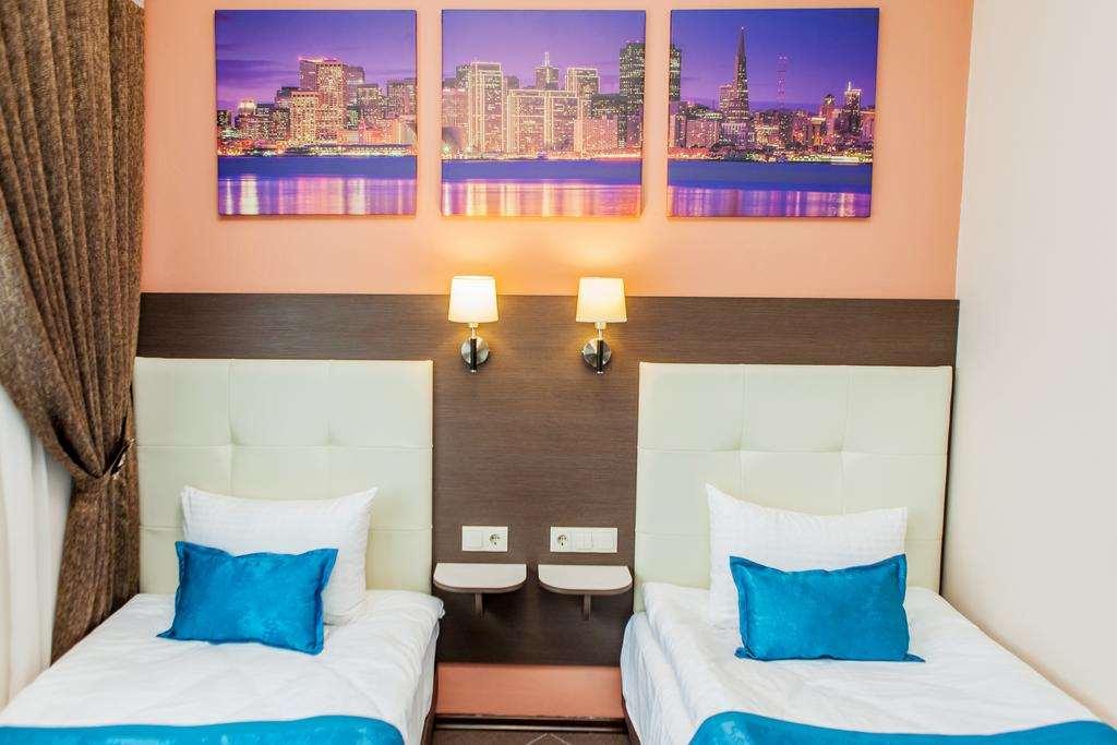 Chisto Hotel جومل الغرفة الصورة
